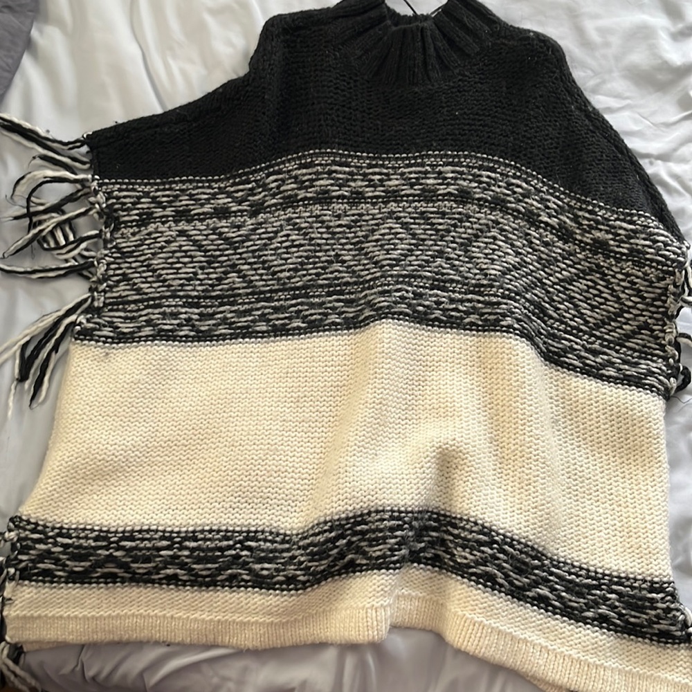 White/Black Warm & Cozy Poncho
